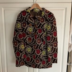 Women’s coat tapestry brown, maroon, light green. Divita brand. Size 8